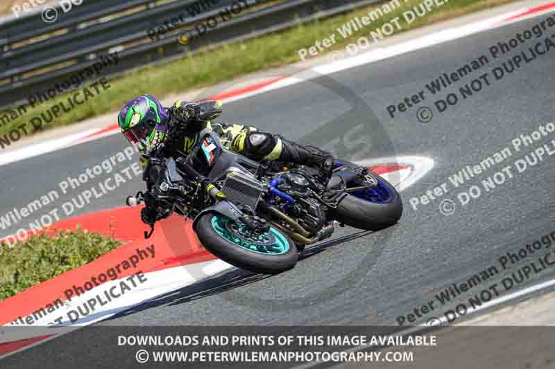 cadwell no limits trackday;cadwell park;cadwell park photographs;cadwell trackday photographs;enduro digital images;event digital images;eventdigitalimages;navarra;no limits trackdays;peter wileman photography;racing digital images;trackday digital images;trackday photos